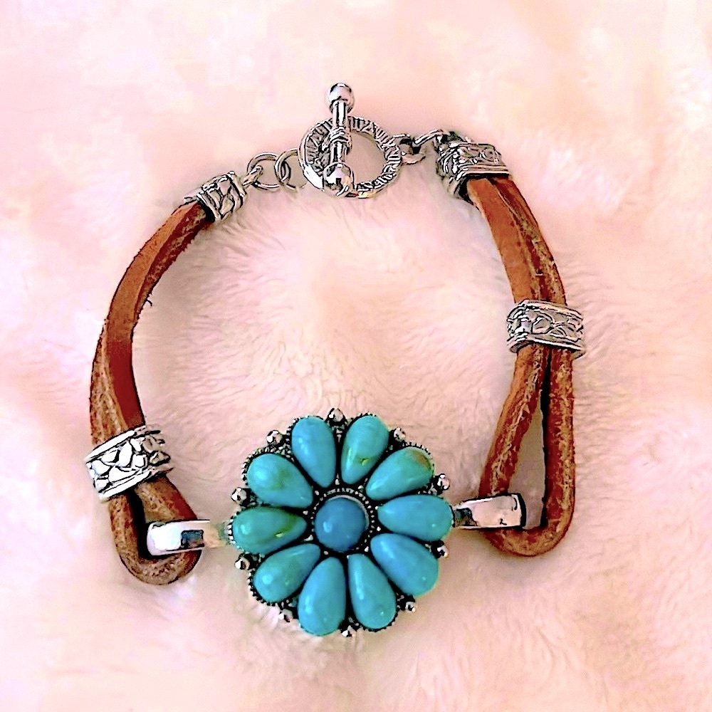 🌼 7” BROWN LEATHER & SILVER TOGGLE CLOSURE BRACELET WITH TURQUOISE DAISY FLOWER